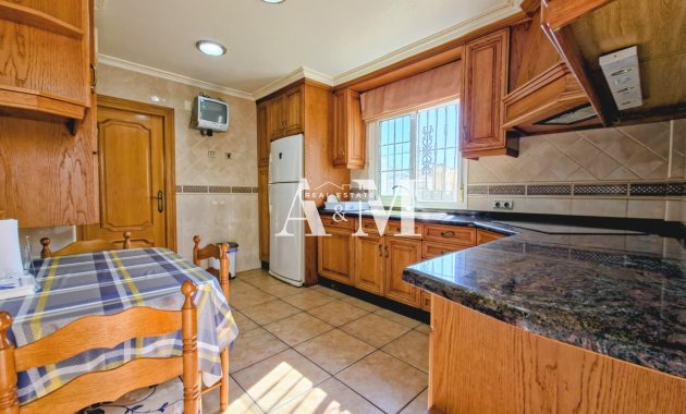 Alquiler a largo plazo - Chalet - Orihuela Costa - Playa Flamenca