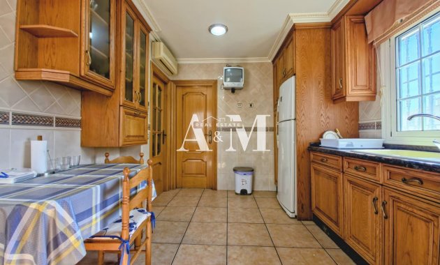 Alquiler a largo plazo - Chalet - Orihuela Costa - Playa Flamenca