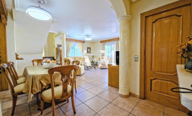 Alquiler a largo plazo - Chalet - Orihuela Costa - Playa Flamenca