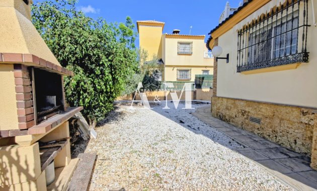 Alquiler a largo plazo - Chalet - Orihuela Costa - Playa Flamenca