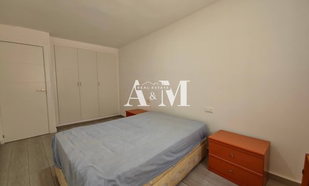 Long Term Rental - Apartment / flat - Torrevieja - Centro