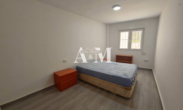 Long Term Rental - Apartment / flat - Torrevieja - Centro