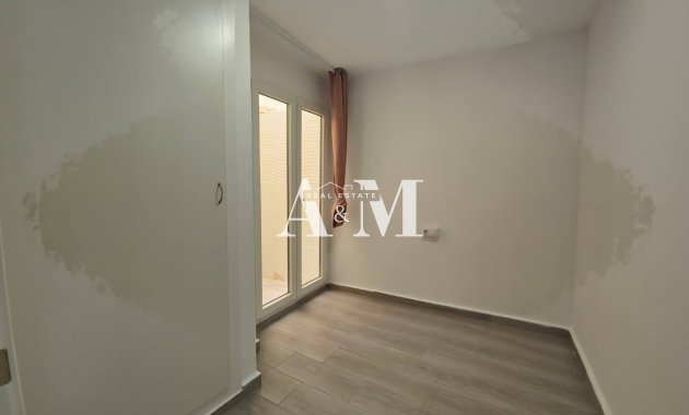 Long Term Rental - Apartment / flat - Torrevieja - Centro