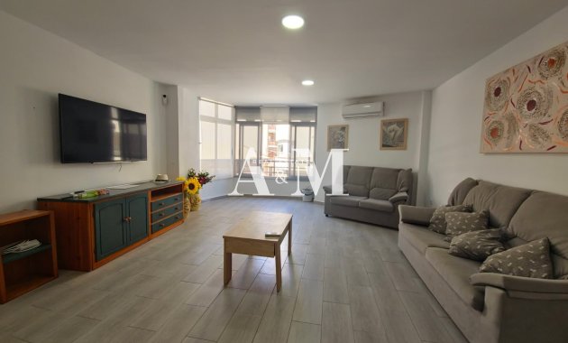 Long Term Rental - Apartment / flat - Torrevieja - Centro