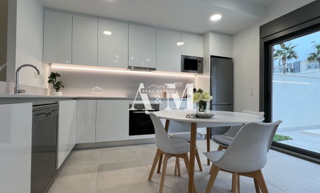 New Build - terraced - Orihuela