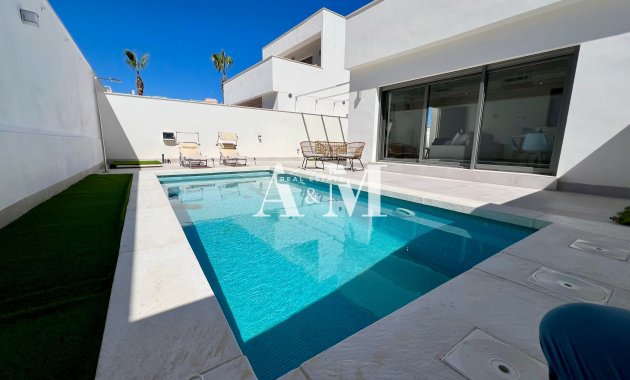 New Build - terraced - Orihuela