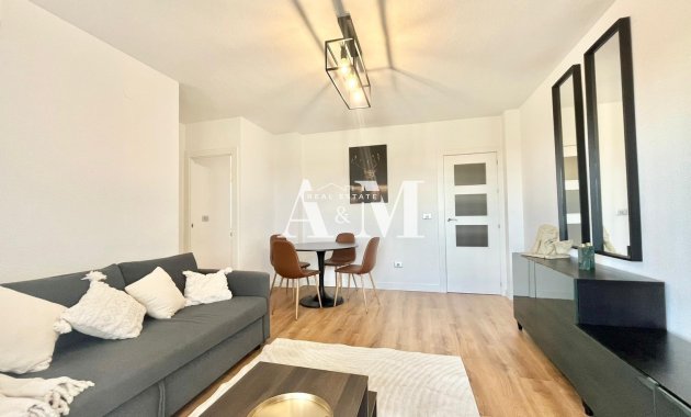 Alquiler a largo plazo - Apartamento / piso - Orihuela Costa - Punta Prima