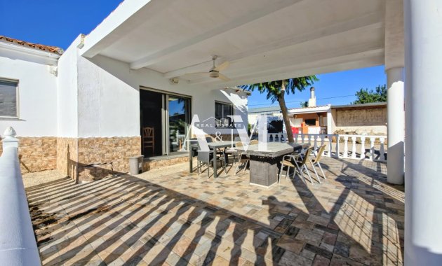 Long Term Rental - Chalet - Pinar de Campoverde