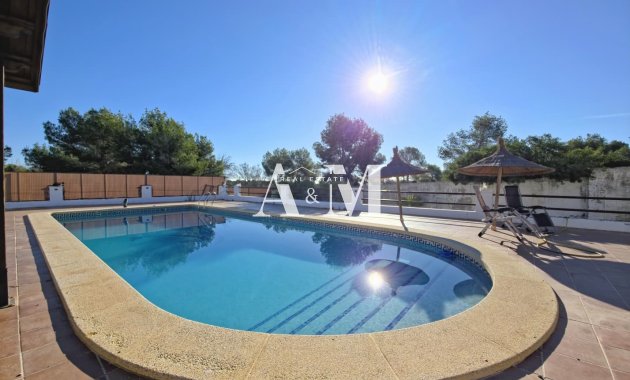 Long Term Rental - Chalet - Pinar de Campoverde