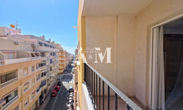 Alquiler a largo plazo - Apartamento / piso - Torrevieja - Playa del Cura
