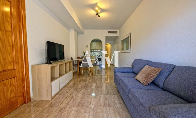 Alquiler a largo plazo - Apartamento / piso - Torrevieja - Playa del Cura