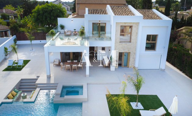 Obra nueva - Villa - Orihuela Costa