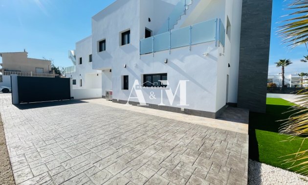 Nouvelle construction - detached - Torrevieja