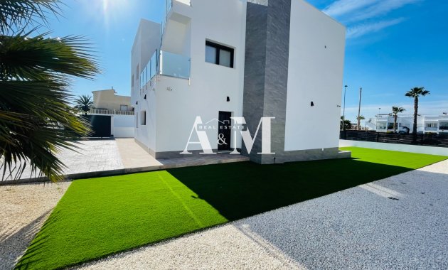 Nouvelle construction - detached - Torrevieja