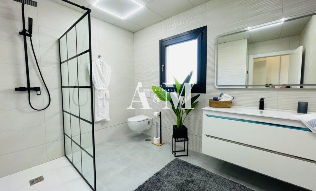 Nouvelle construction - detached - Torrevieja