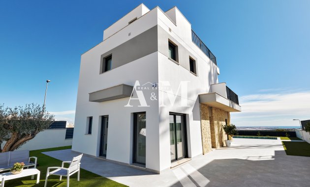 Новое здание - Rород - San Miguel de Salinas