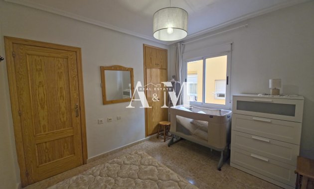 Alquiler a largo plazo - Apartamento / piso - Torrevieja - Centro