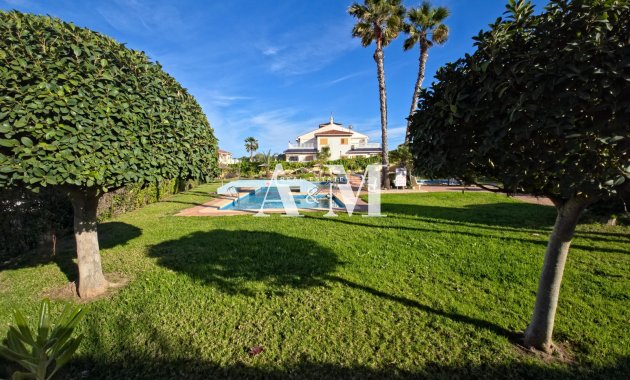 Location à long terme - Appartement - Torrevieja - Torrelamata - La Mata