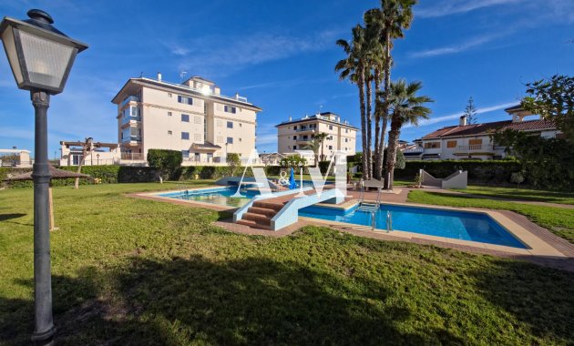 Location à long terme - Appartement - Torrevieja - Torrelamata - La Mata