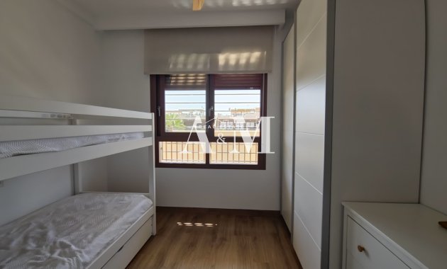 Alquiler a largo plazo - Apartamento / piso - Torre de la Horadada - Mil Palmeras