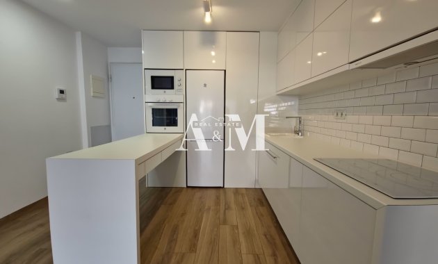 Alquiler a largo plazo - Apartamento / piso - Torre de la Horadada - Mil Palmeras