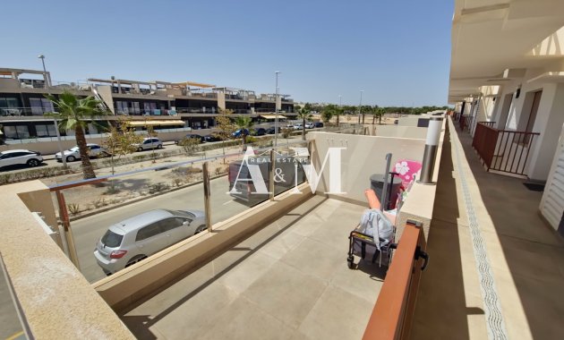Alquiler a largo plazo - Apartamento / piso - Torre de la Horadada - Mil Palmeras