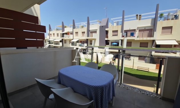 Alquiler a largo plazo - Apartamento / piso - Torre de la Horadada - Mil Palmeras