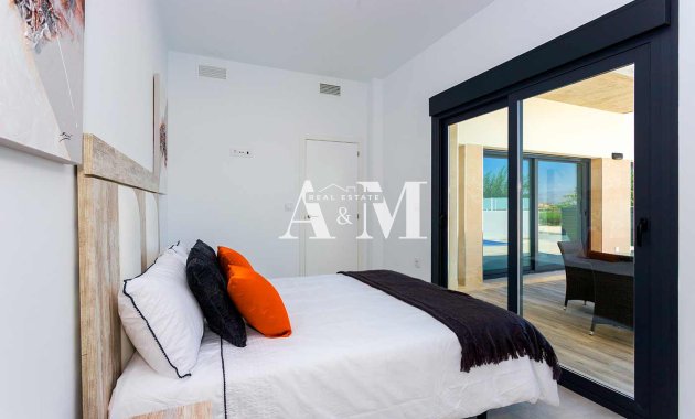 Новое здание - detached - Daya Nueva