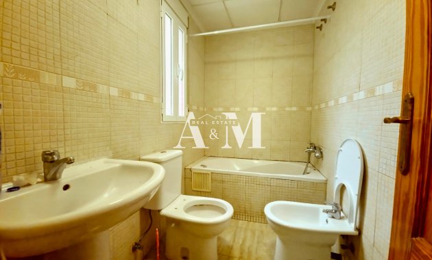 Alquiler a largo plazo - Apartamento / piso - Almoradí