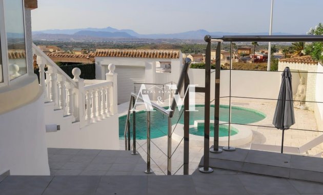 Alquiler a largo plazo - Chalet - Santa Pola - Gran Alacant