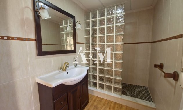 Location à long terme - Duplex - Dolores