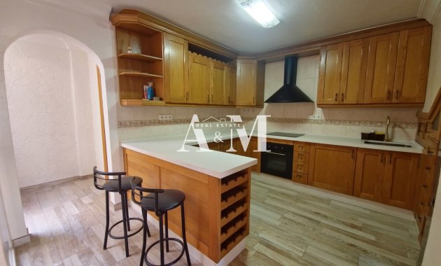 Location à long terme - Duplex - Dolores