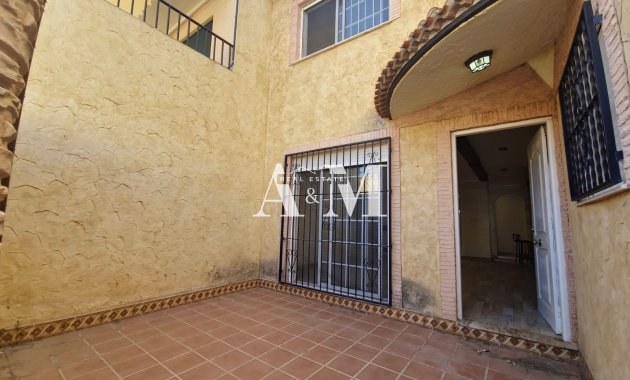 Location à long terme - Duplex - Dolores