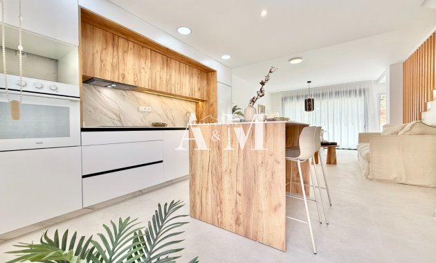 Новое здание - high-bungalow - Cox