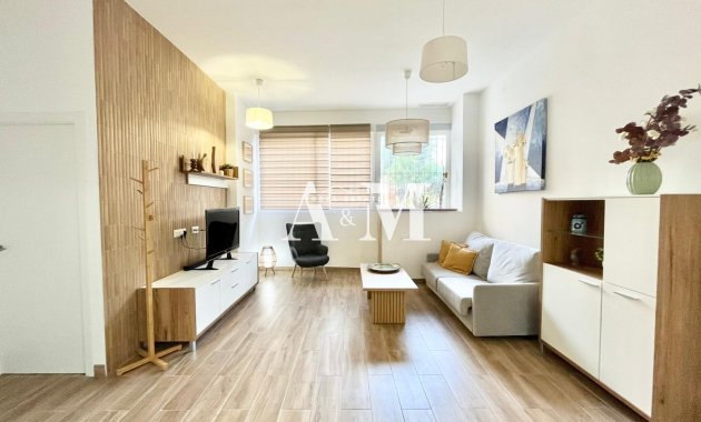 Alquiler a largo plazo - Apartamento / piso - Santa Pola