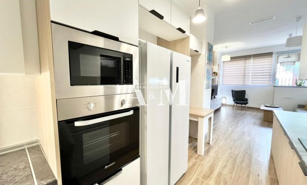 Alquiler a largo plazo - Apartamento / piso - Santa Pola