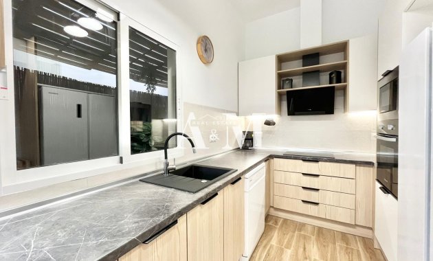 Alquiler a largo plazo - Apartamento / piso - Santa Pola