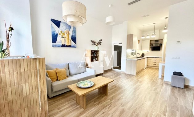 Alquiler a largo plazo - Apartamento / piso - Santa Pola