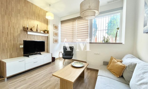 Alquiler a largo plazo - Apartamento / piso - Santa Pola