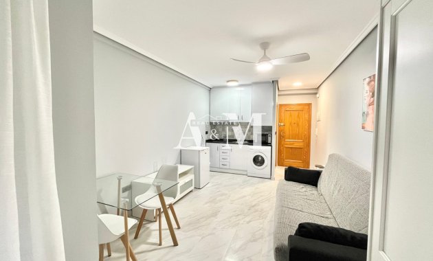Long Term Rental - Study - Torrevieja - Centro