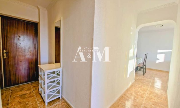 Долгосрочная аренда - Квартира / квартира - Torrevieja - El Acequión - Los Náufragos