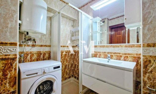 Долгосрочная аренда - Квартира / квартира - Torrevieja - El Acequión - Los Náufragos