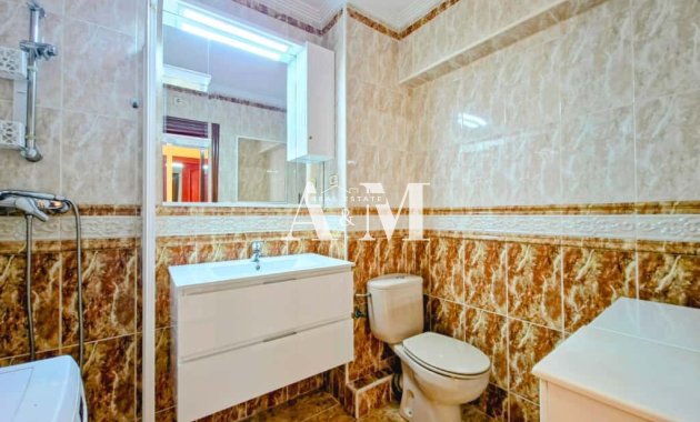 Долгосрочная аренда - Квартира / квартира - Torrevieja - El Acequión - Los Náufragos