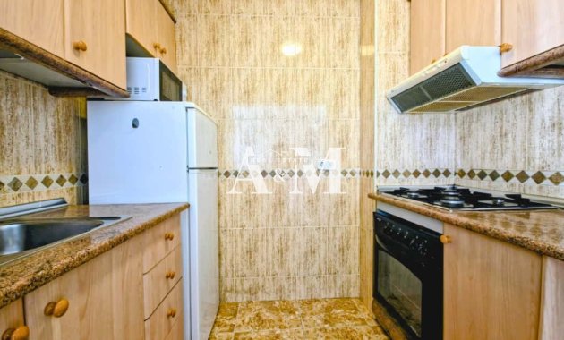 Долгосрочная аренда - Квартира / квартира - Torrevieja - El Acequión - Los Náufragos