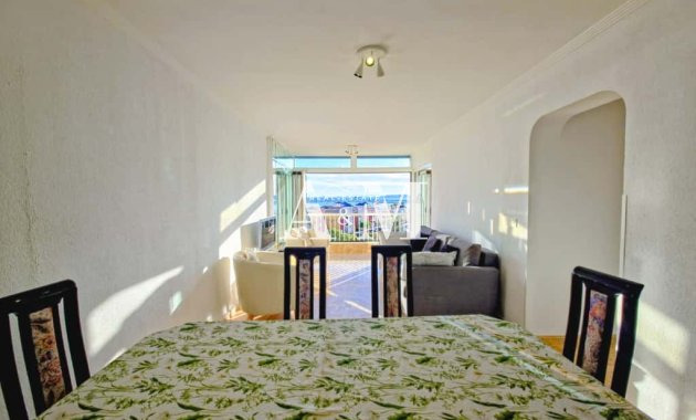 Долгосрочная аренда - Квартира / квартира - Torrevieja - El Acequión - Los Náufragos