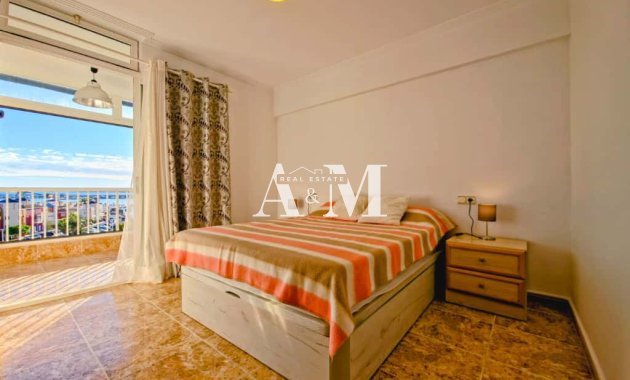 Долгосрочная аренда - Квартира / квартира - Torrevieja - El Acequión - Los Náufragos