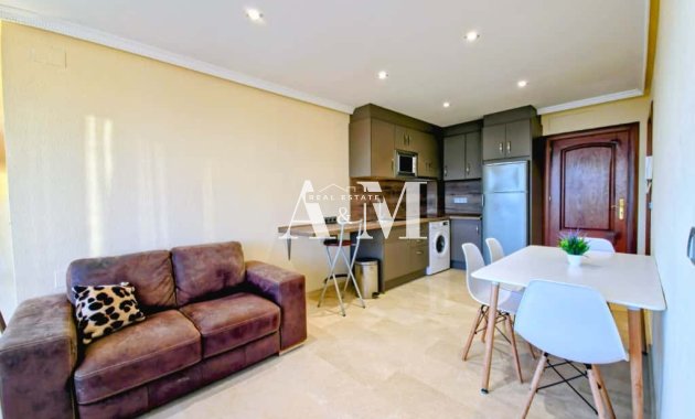 Alquiler a largo plazo - Apartamento / piso - Torrevieja - Centro