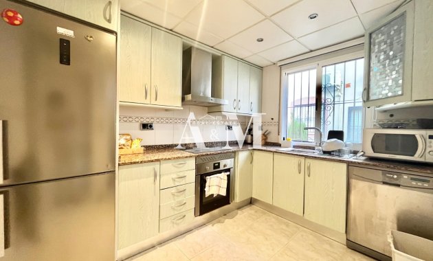 Location à long terme - Chalet - Torrevieja - Nueva Torrevieja - Aguas Nuevas