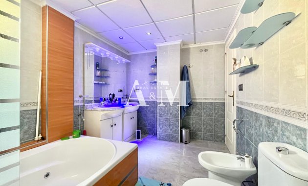 Location à long terme - Chalet - Torrevieja - Nueva Torrevieja - Aguas Nuevas