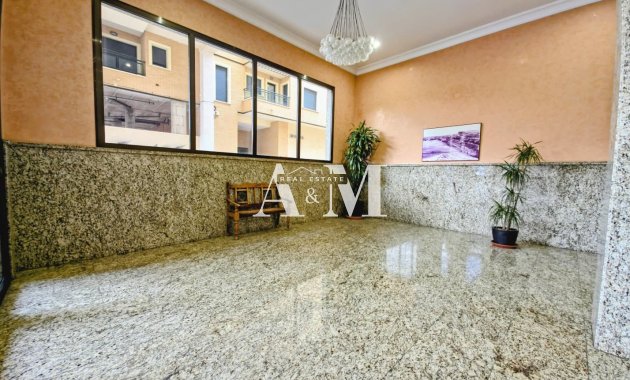 Alquiler a largo plazo - Apartamento / piso - Guardamar del Segura - Guardamar Playa